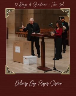 We thank @archbishopgomez for his kind words and for blessing gifts/food boxes that are delivered to all AAF families. He also blesses all AAF staff, Cathedral staff, law enforcement and AAF volunteers for their hard work and dedication to the program. ⁠
⁠
They all embody the joy and love that comes during Christmas. Let's remember Archbishop Gomez message "Our humanity is destined to share in His divinity. In His divine plan, we are made to be like Him, to partake in His divine nature, to be taken up in the great mystery of his love." ⁠
⁠
#12DaysofChristmas #Day10 #ChristmasWithAAF #PrayerService #ChristmasReflection